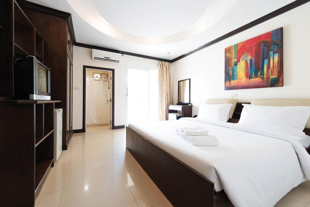 Safe House Hostel Patong Phòng bức ảnh