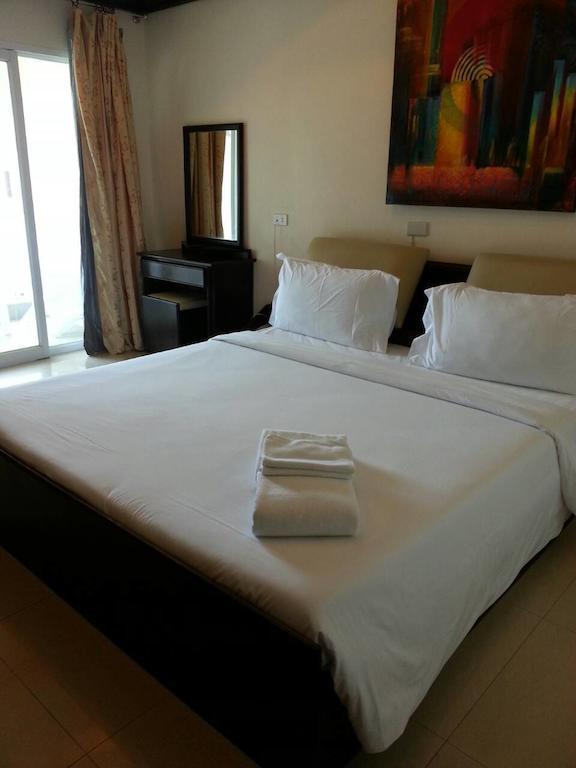 Safe House Hostel Patong Phòng bức ảnh
