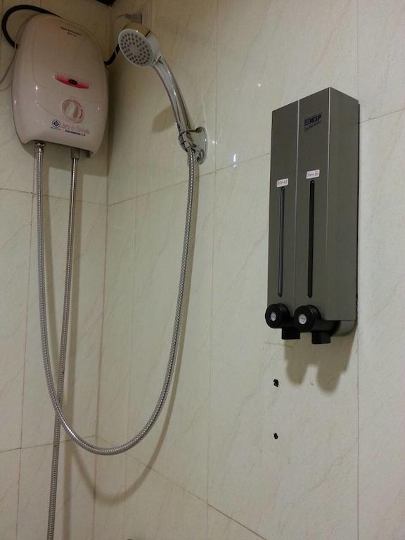 Safe House Hostel Patong Phòng bức ảnh