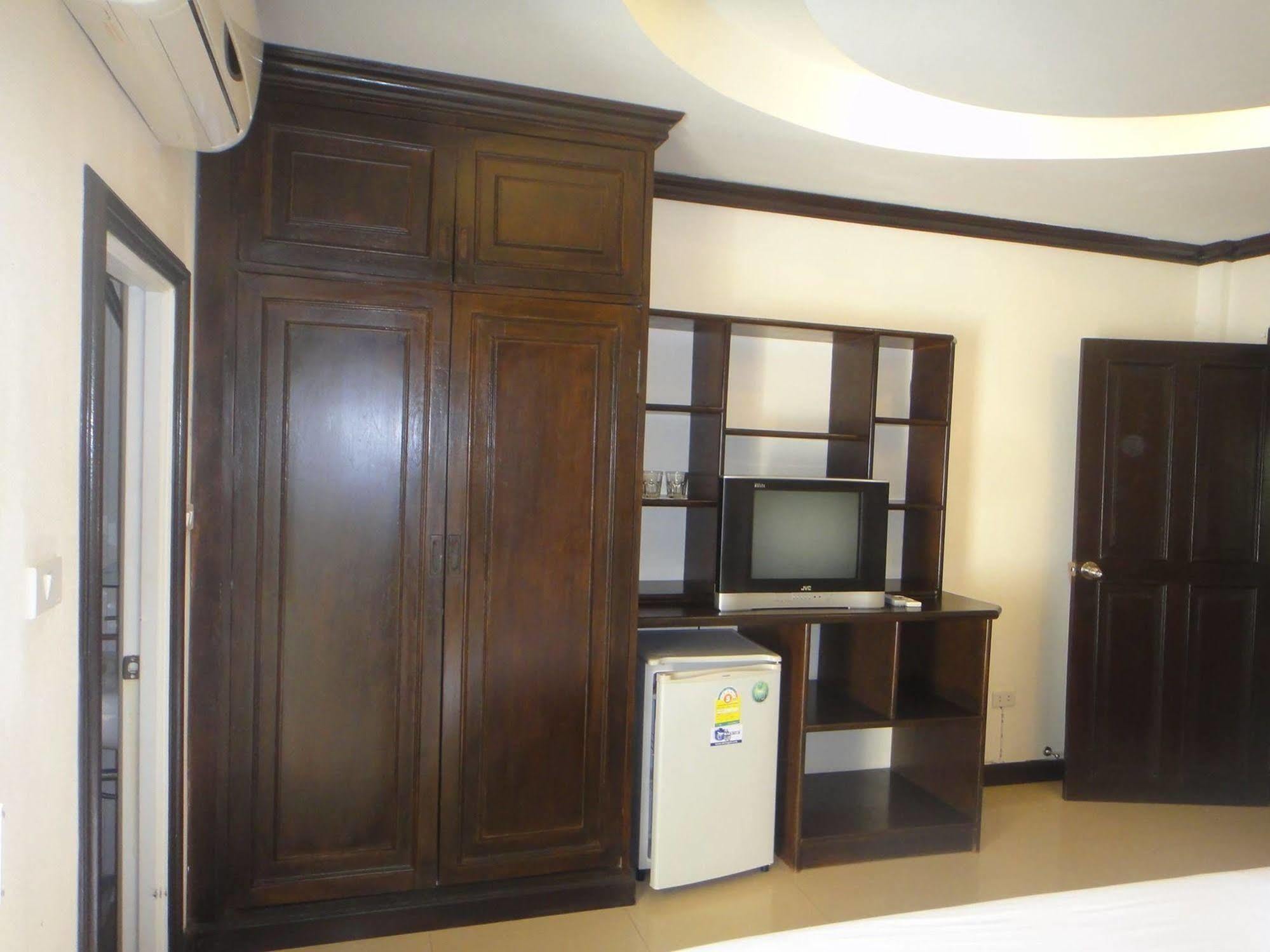 Safe House Hostel Patong Ngoại thất bức ảnh