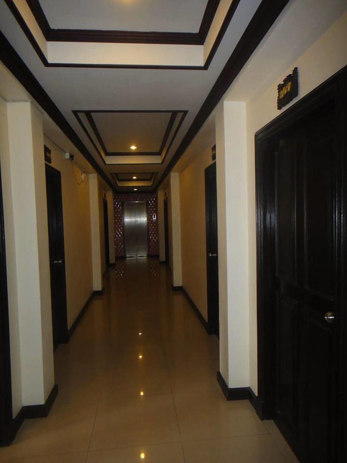 Safe House Hostel Patong Ngoại thất bức ảnh